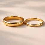 découvrez les différences entre alliance jonc et demi-jonc pour choisir la bague idéale qui symbolisera votre engagement avec élégance et confort.